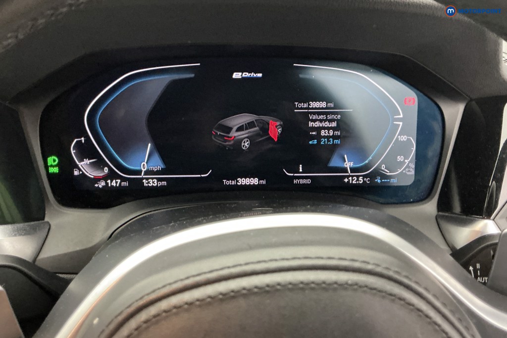 BMW 3 Series M Sport Automatic Petrol Plug-In Hybrid Estate - Stock Number (1595843) - 9th supplementary image