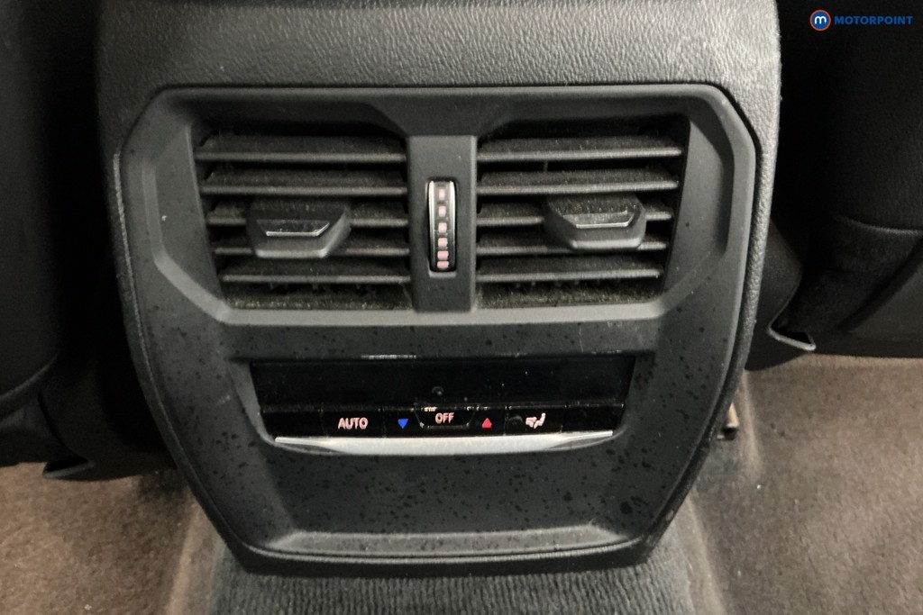 BMW 3 Series M Sport Automatic Petrol Plug-In Hybrid Estate - Stock Number (1595843) - 10th supplementary image