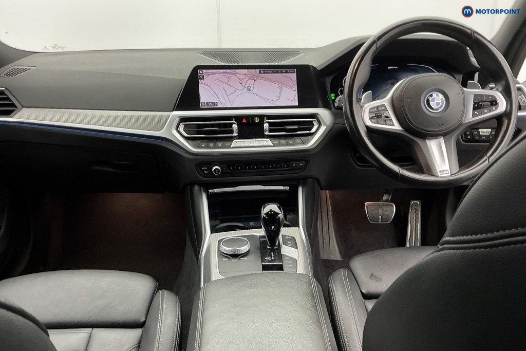 BMW 3 Series M Sport Automatic Petrol Plug-In Hybrid Estate - Stock Number (1595843) - 12th supplementary image