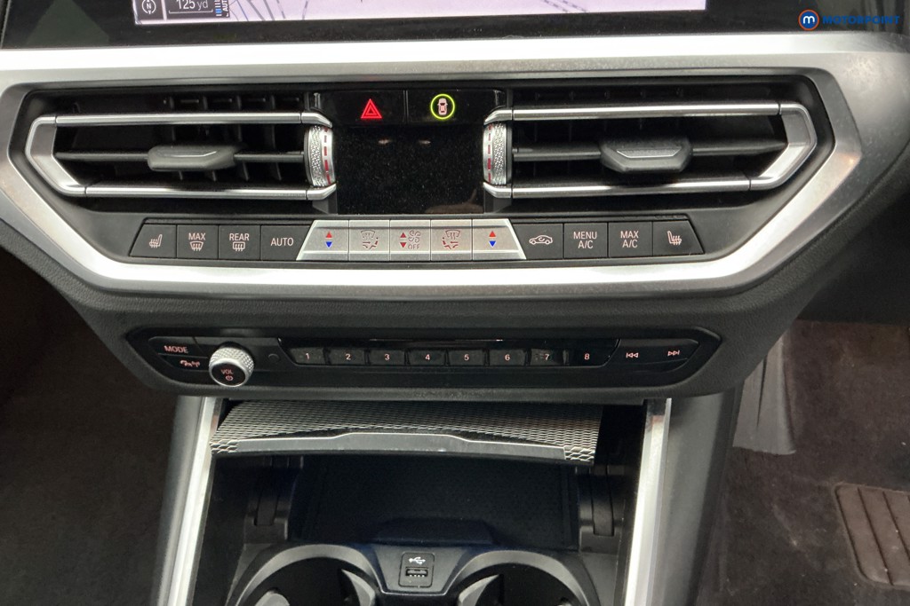 BMW 3 Series M Sport Automatic Petrol Plug-In Hybrid Estate - Stock Number (1595843) - 16th supplementary image