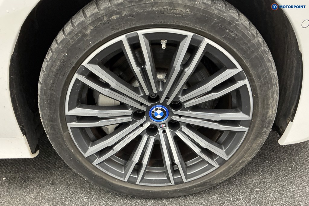 BMW 3 Series M Sport Automatic Petrol Plug-In Hybrid Estate - Stock Number (1595843) - 33rd supplementary image