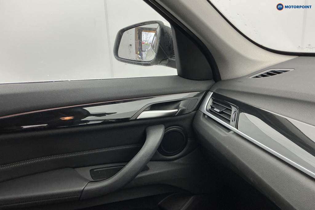 BMW X1 Xline Manual Petrol SUV - Stock Number (1595869) - 18th supplementary image