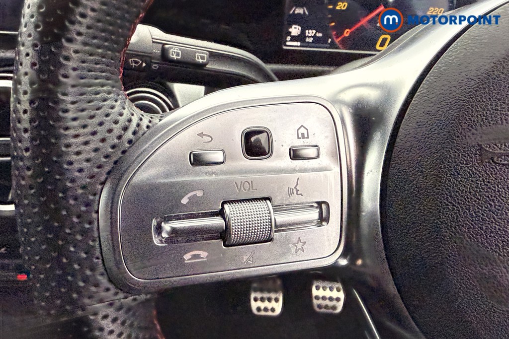 Mercedes-Benz A Class Amg Line Manual Petrol Hatchback - Stock Number (1595881) - 14th supplementary image