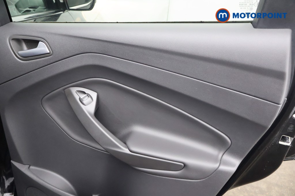 Ford Kuga Titanium Edition Manual Petrol SUV - Stock Number (1596164) - 17th supplementary image