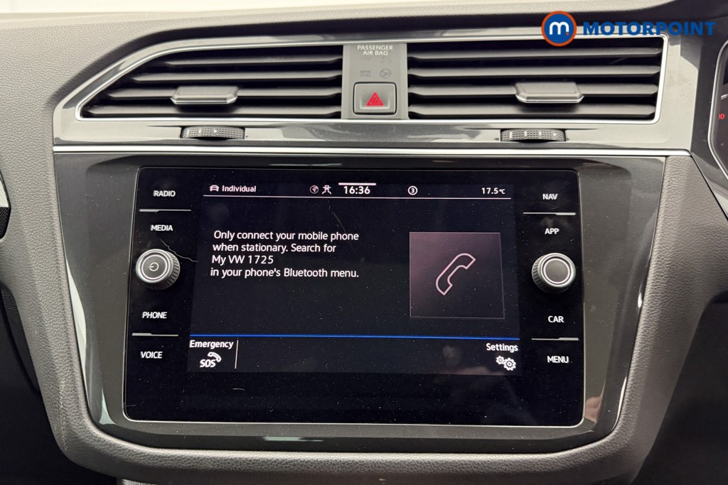 Volkswagen Tiguan Elegance Automatic Petrol SUV - Stock Number (1596480) - 8th supplementary image