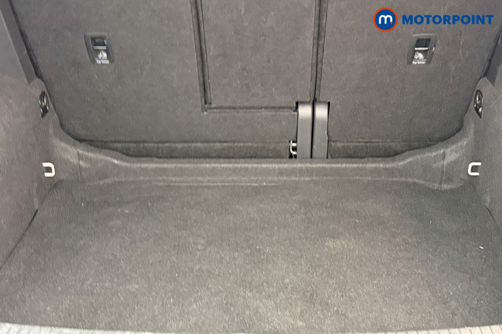 Volkswagen Tiguan Elegance Automatic Petrol SUV - Stock Number (1596480) - 23rd supplementary image