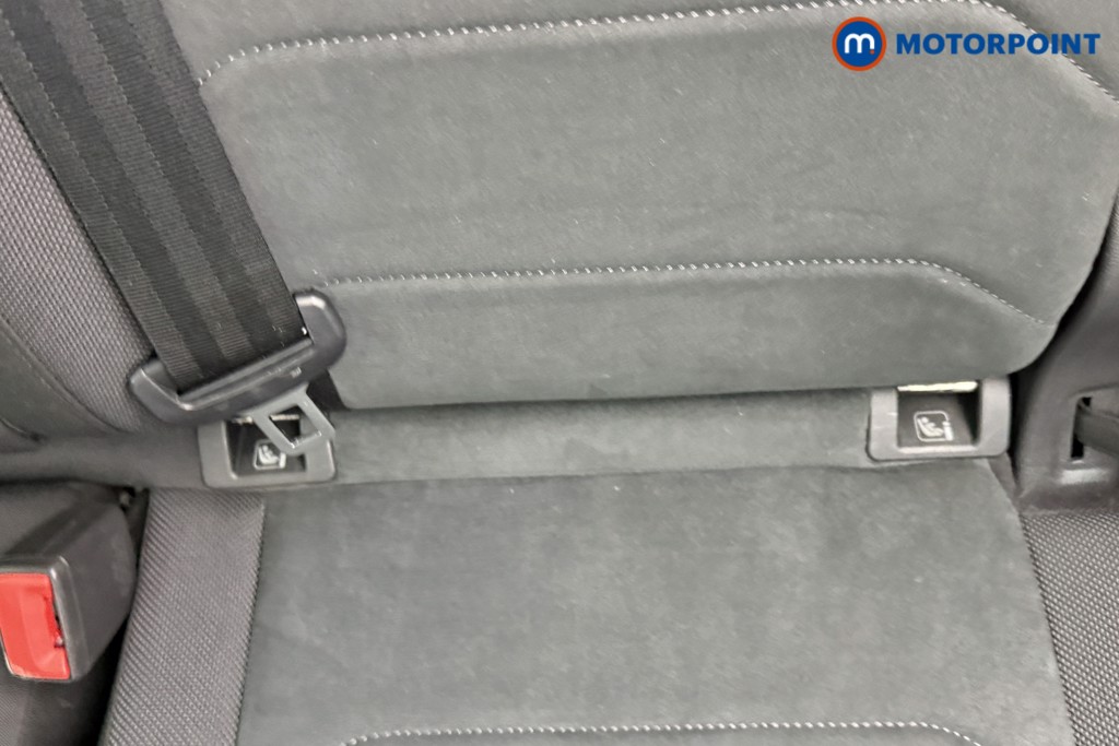 Volkswagen Tiguan Elegance Automatic Petrol SUV - Stock Number (1596480) - 27th supplementary image