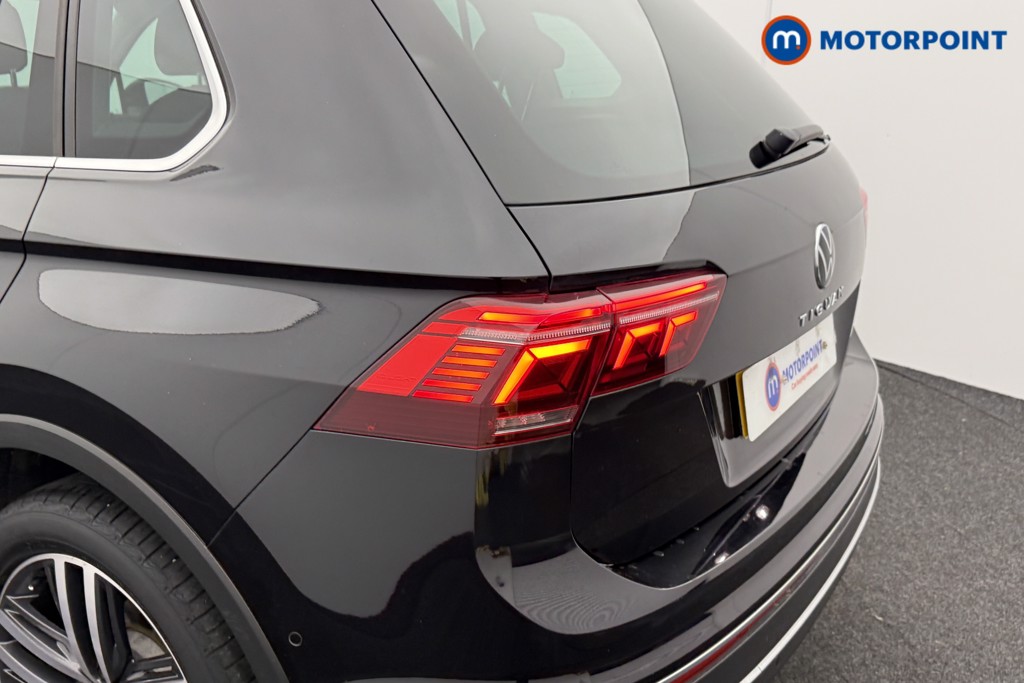 Volkswagen Tiguan Elegance Automatic Petrol SUV - Stock Number (1596480) - 29th supplementary image