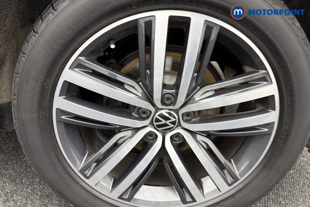 Volkswagen Tiguan Elegance Automatic Petrol SUV - Stock Number (1596480) - 33rd supplementary image