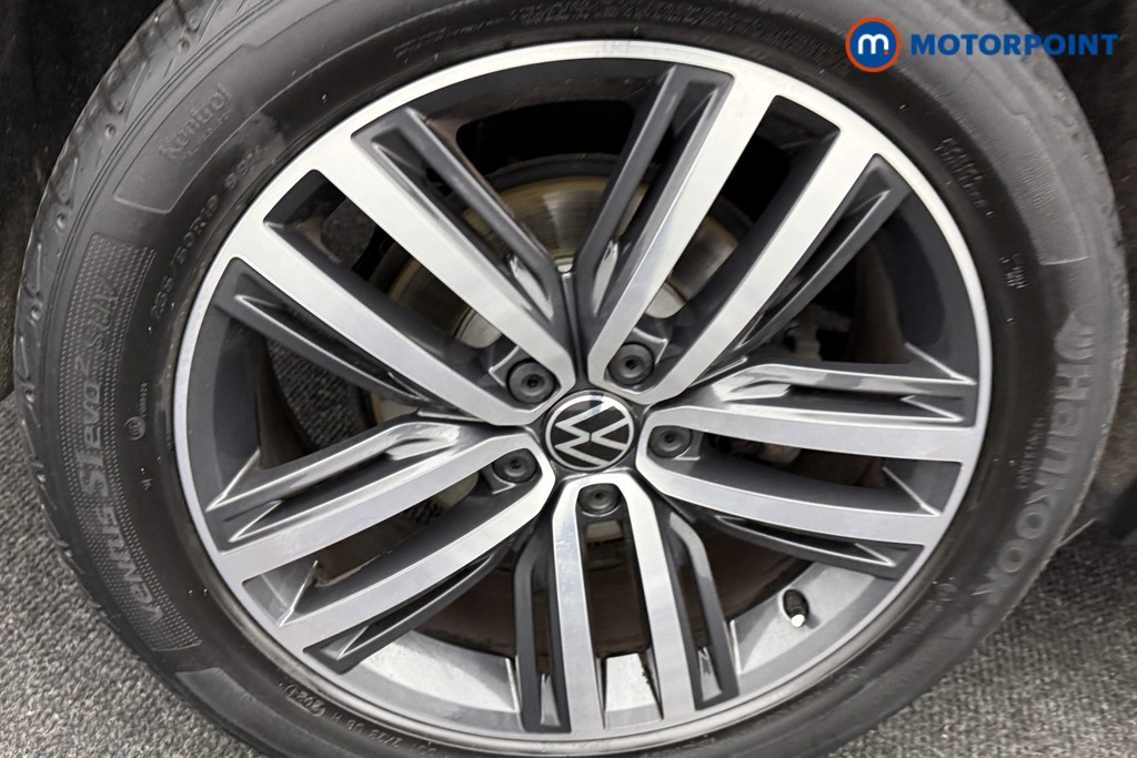 Volkswagen Tiguan Elegance Automatic Petrol SUV - Stock Number (1596480) - 34th supplementary image