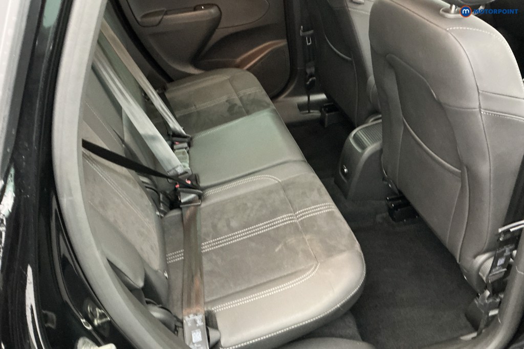 Vauxhall Crossland Ultimate Manual Diesel SUV - Stock Number (1596515) - 4th supplementary image