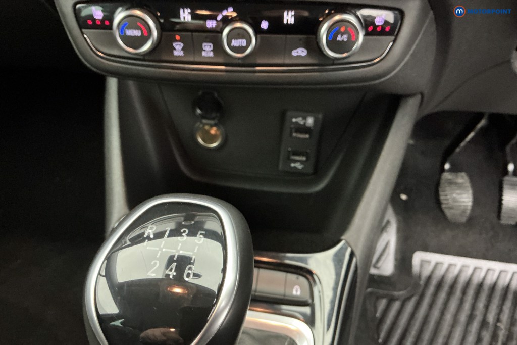 Vauxhall Crossland Ultimate Manual Diesel SUV - Stock Number (1596515) - 17th supplementary image