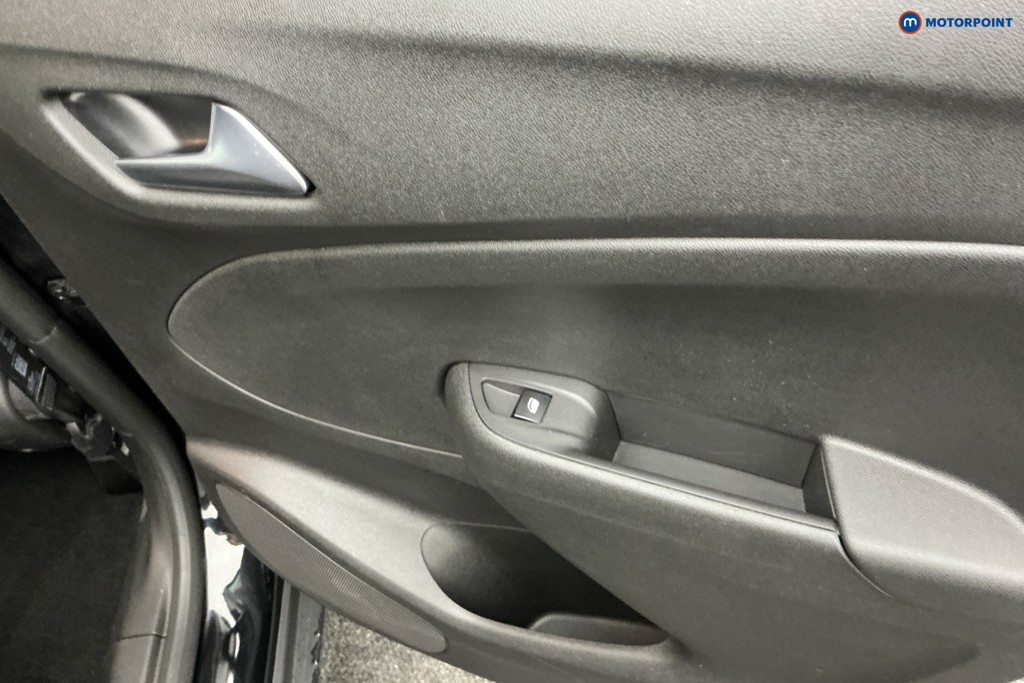 Vauxhall Crossland Ultimate Manual Diesel SUV - Stock Number (1596515) - 26th supplementary image