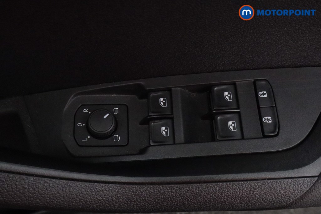 Skoda Karoq Sportline Edition Automatic Petrol SUV - Stock Number (1596540) - 11th supplementary image