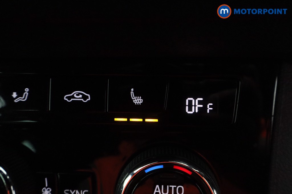 Skoda Karoq Sportline Edition Automatic Petrol SUV - Stock Number (1596540) - 32nd supplementary image