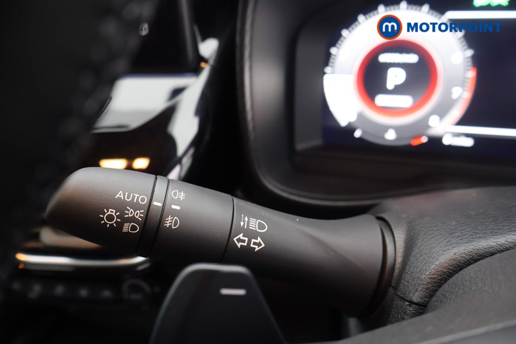 Nissan Juke Tekna Automatic Petrol SUV - Stock Number (1596672) - 5th supplementary image