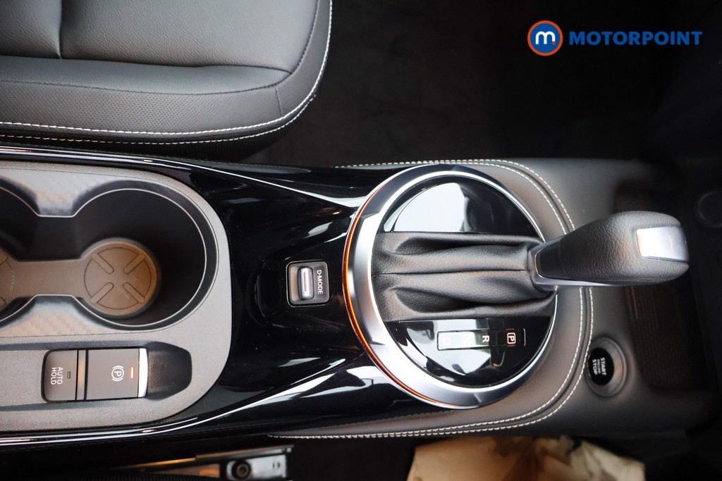 Nissan Juke Tekna Automatic Petrol SUV - Stock Number (1596672) - 9th supplementary image