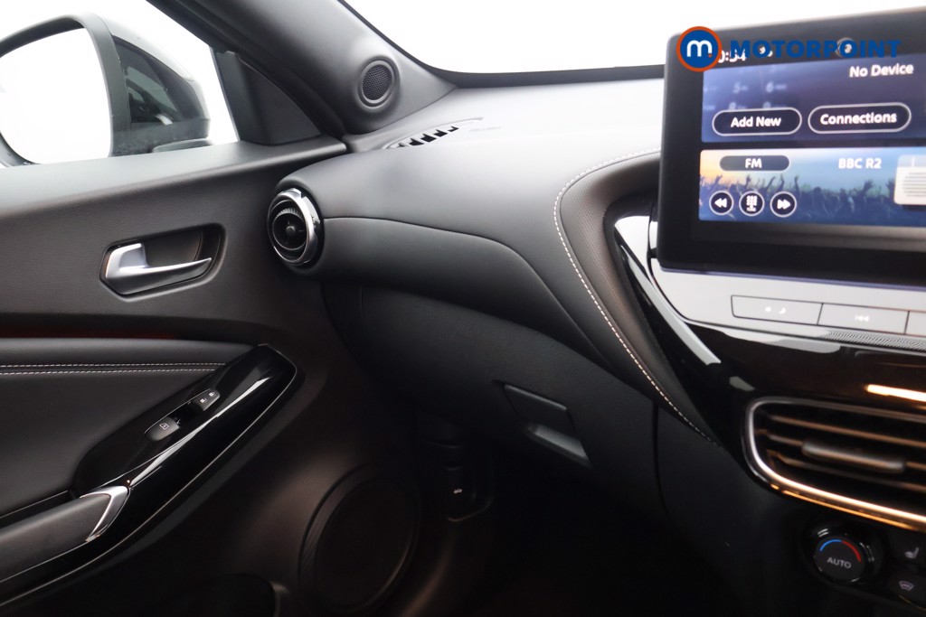 Nissan Juke Tekna Automatic Petrol SUV - Stock Number (1596672) - 11th supplementary image