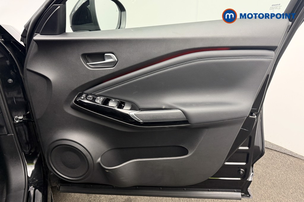 Nissan Juke Tekna Automatic Petrol SUV - Stock Number (1596698) - 3rd supplementary image