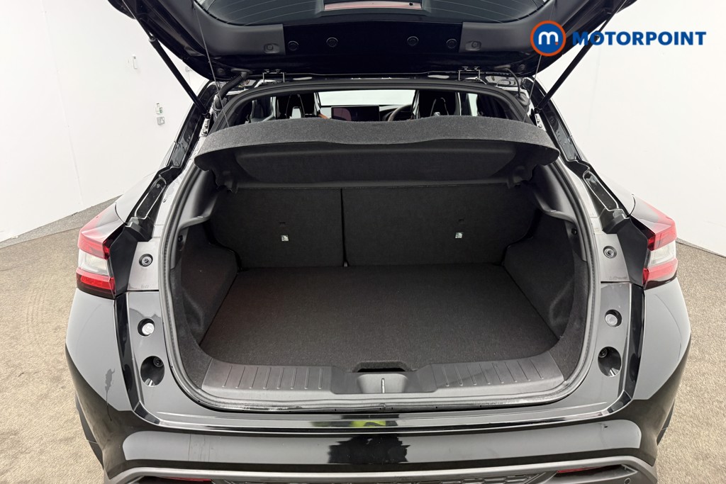 Nissan Juke Tekna Automatic Petrol SUV - Stock Number (1596699) - 8th supplementary image