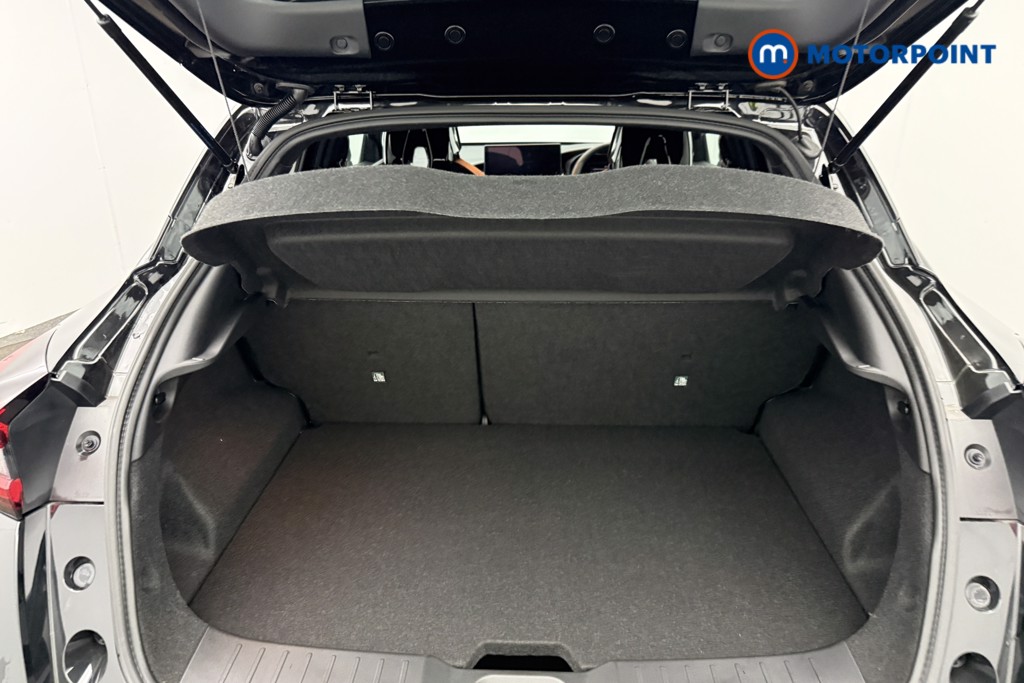 Nissan Juke Tekna Automatic Petrol SUV - Stock Number (1596699) - 9th supplementary image