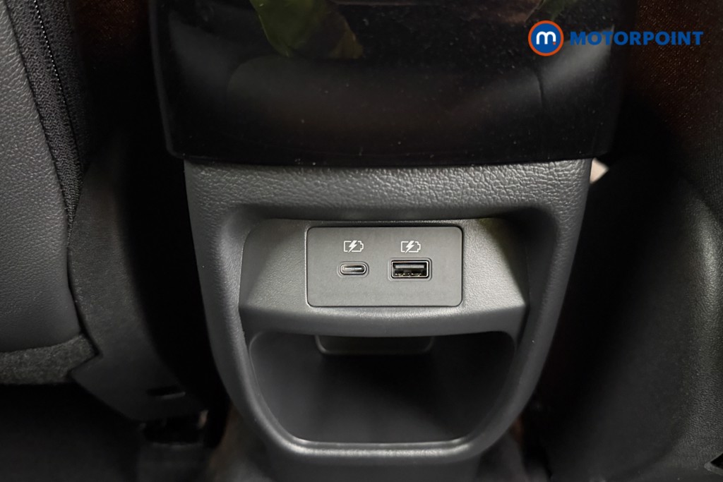 Nissan Juke Tekna Automatic Petrol SUV - Stock Number (1596699) - 13th supplementary image