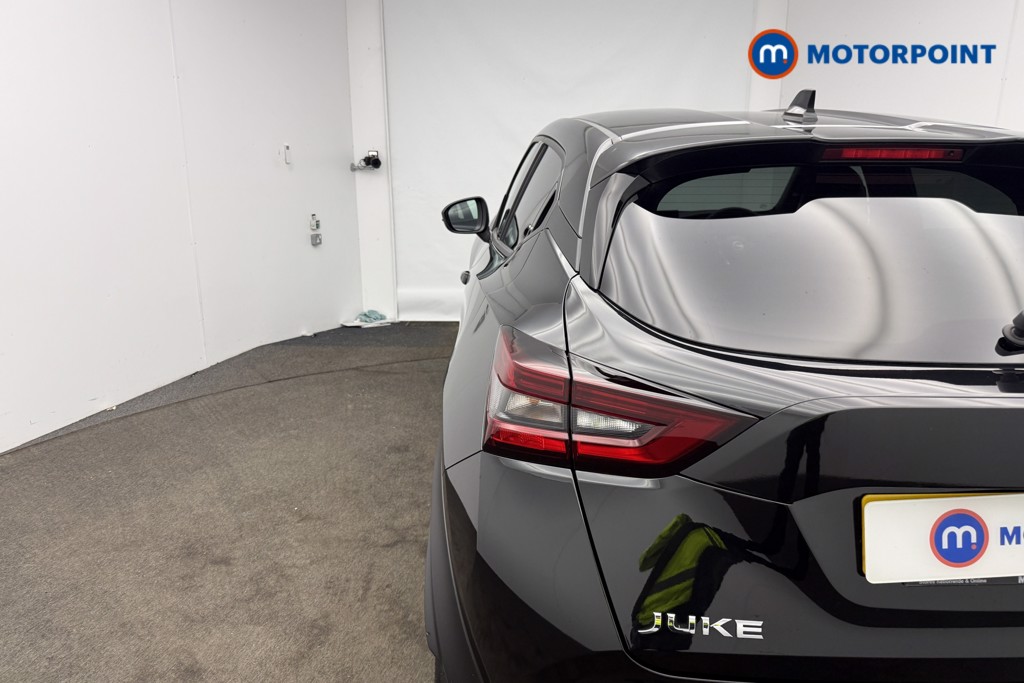 Nissan Juke Tekna Automatic Petrol SUV - Stock Number (1596703) - 7th supplementary image