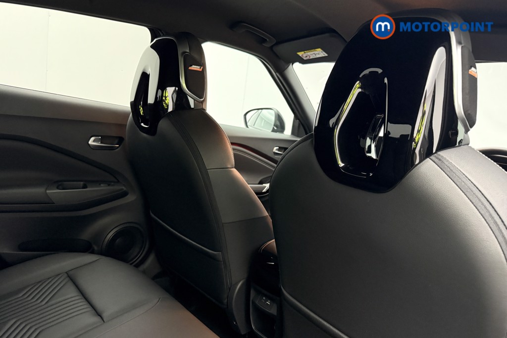 Nissan Juke Tekna Automatic Petrol SUV - Stock Number (1596703) - 11th supplementary image