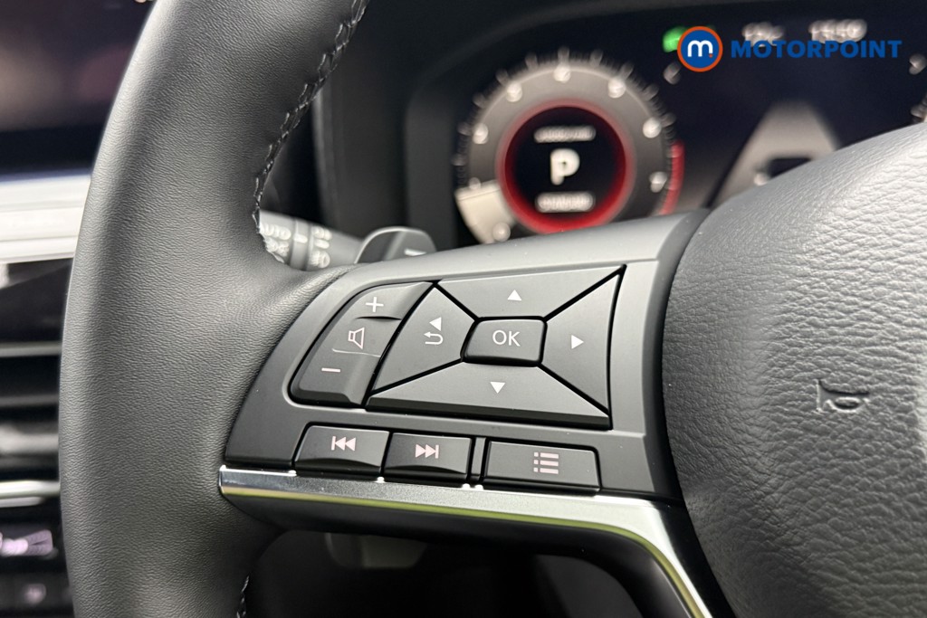 Nissan Juke Tekna Automatic Petrol SUV - Stock Number (1596703) - 37th supplementary image