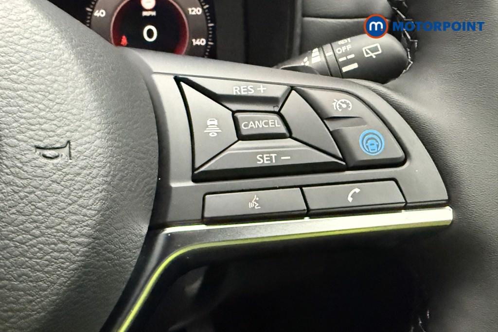 Nissan Juke Tekna Automatic Petrol SUV - Stock Number (1596703) - 38th supplementary image