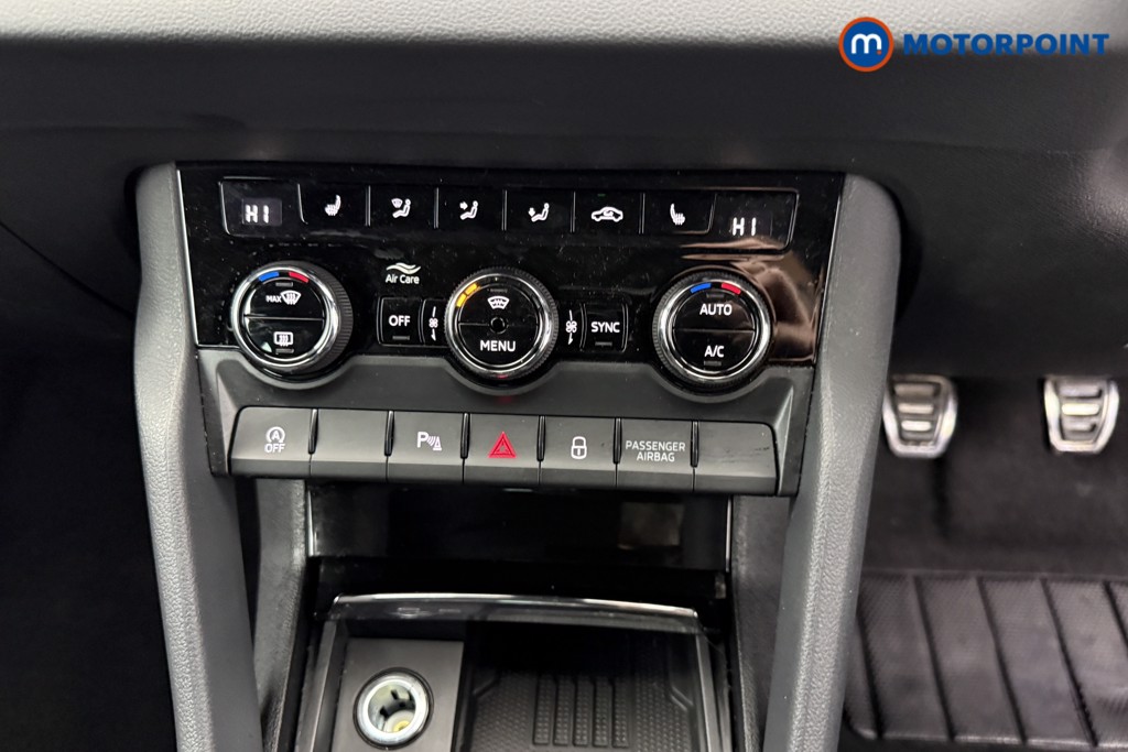 Skoda Karoq Sportline Edition Manual Petrol SUV - Stock Number (1596893) - 12th supplementary image