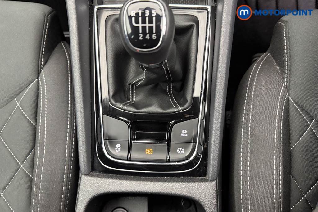 Skoda Karoq Sportline Edition Manual Petrol SUV - Stock Number (1596893) - 13th supplementary image