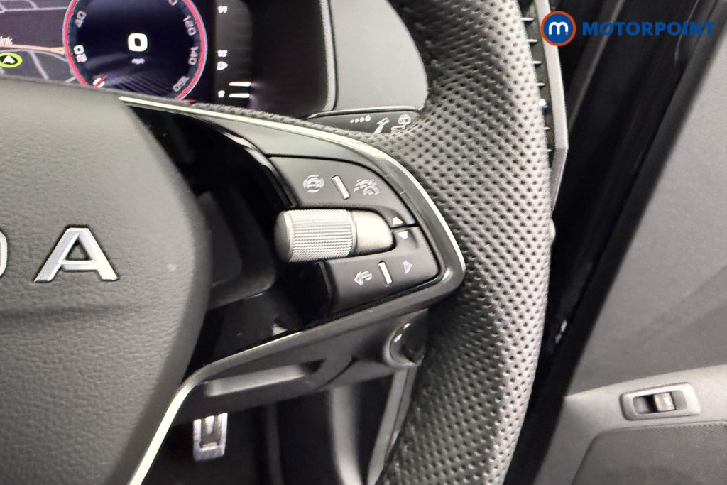 Skoda Karoq Sportline Edition Manual Petrol SUV - Stock Number (1596893) - 15th supplementary image