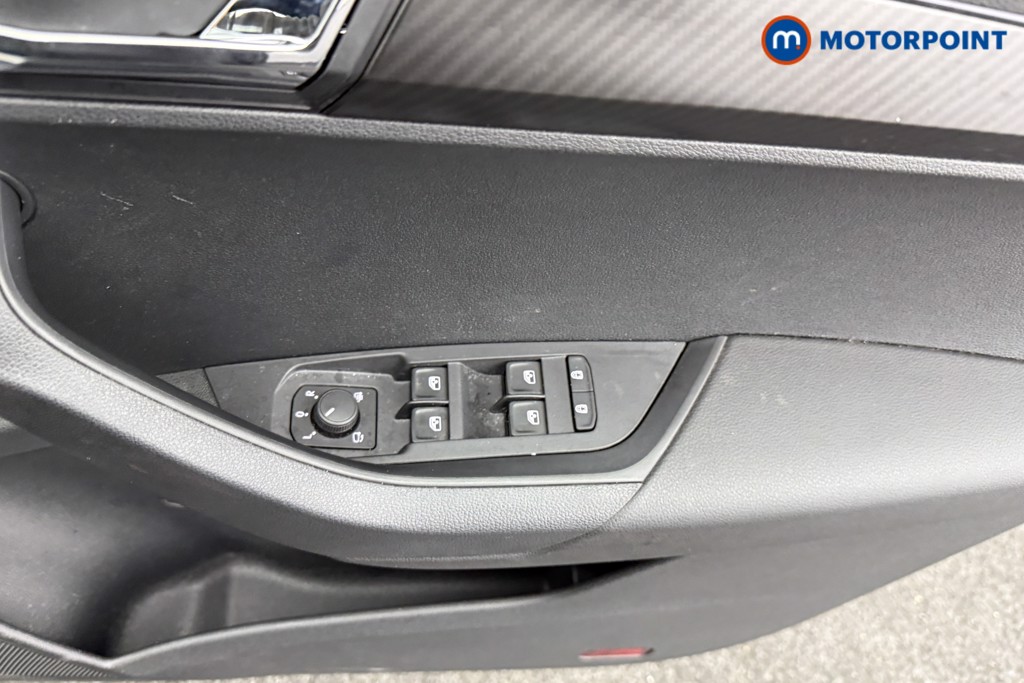 Skoda Karoq Sportline Edition Manual Petrol SUV - Stock Number (1596893) - 17th supplementary image