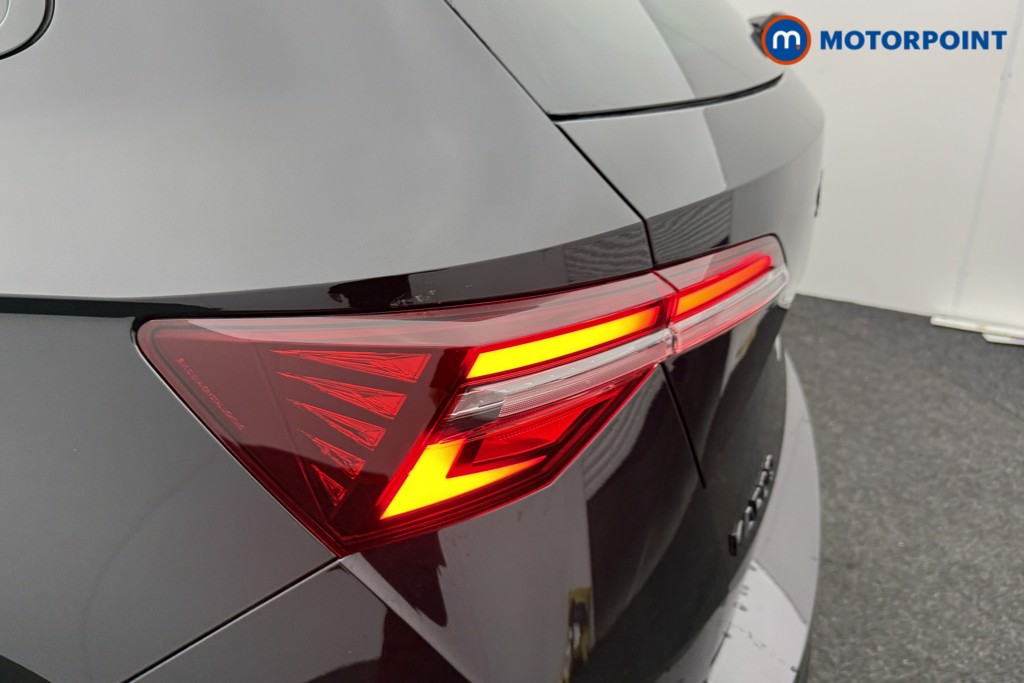 Skoda Karoq Sportline Edition Manual Petrol SUV - Stock Number (1596893) - 28th supplementary image