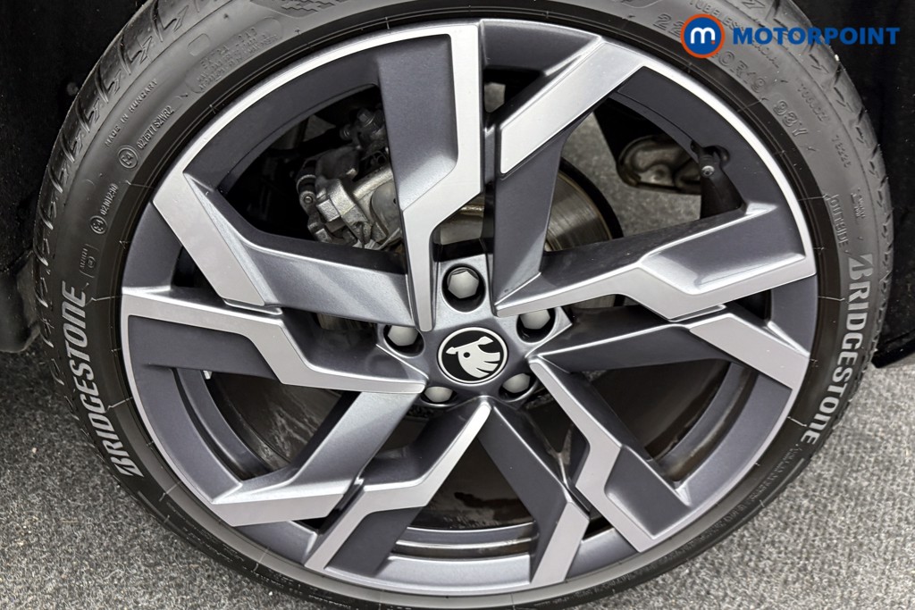 Skoda Karoq Sportline Edition Manual Petrol SUV - Stock Number (1596893) - 33rd supplementary image