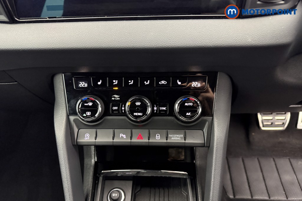 Skoda Karoq Sportline Edition Automatic Petrol SUV - Stock Number (1596894) - 11th supplementary image