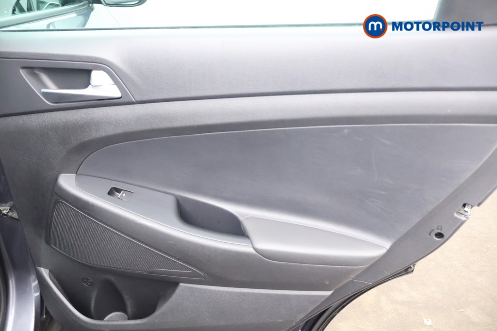 Hyundai Tucson Se Nav Manual Petrol SUV - Stock Number (1596962) - 20th supplementary image