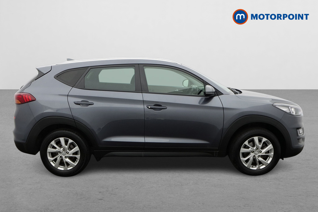 Hyundai Tucson Se Nav Manual Petrol SUV - Stock Number (1596962) - Drivers side