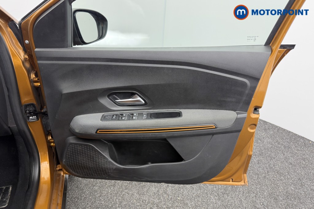 Dacia Sandero Stepway Prestige Manual Petrol-Lpg Hatchback - Stock Number (1597358) - 15th supplementary image