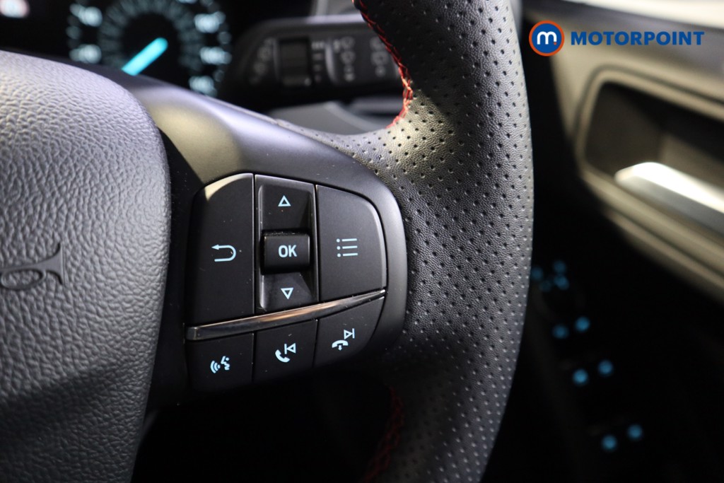 Ford Focus St-Line Style Manual Petrol Hatchback - Stock Number (1597572) - 4th supplementary image