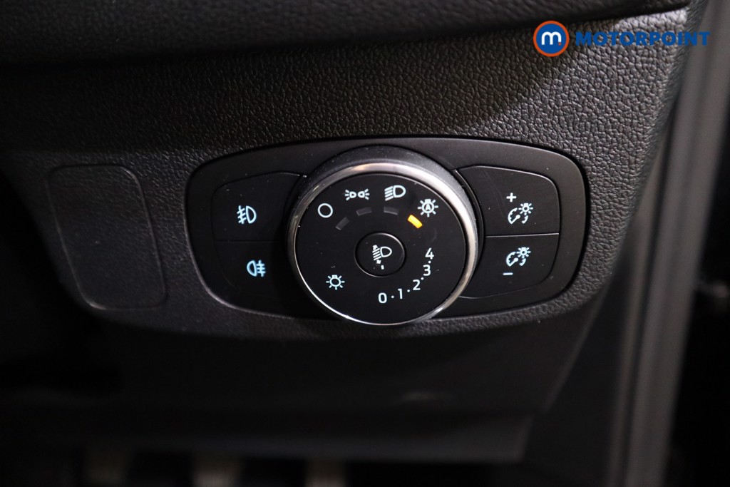 Ford Focus St-Line Style Manual Petrol Hatchback - Stock Number (1597572) - 11th supplementary image