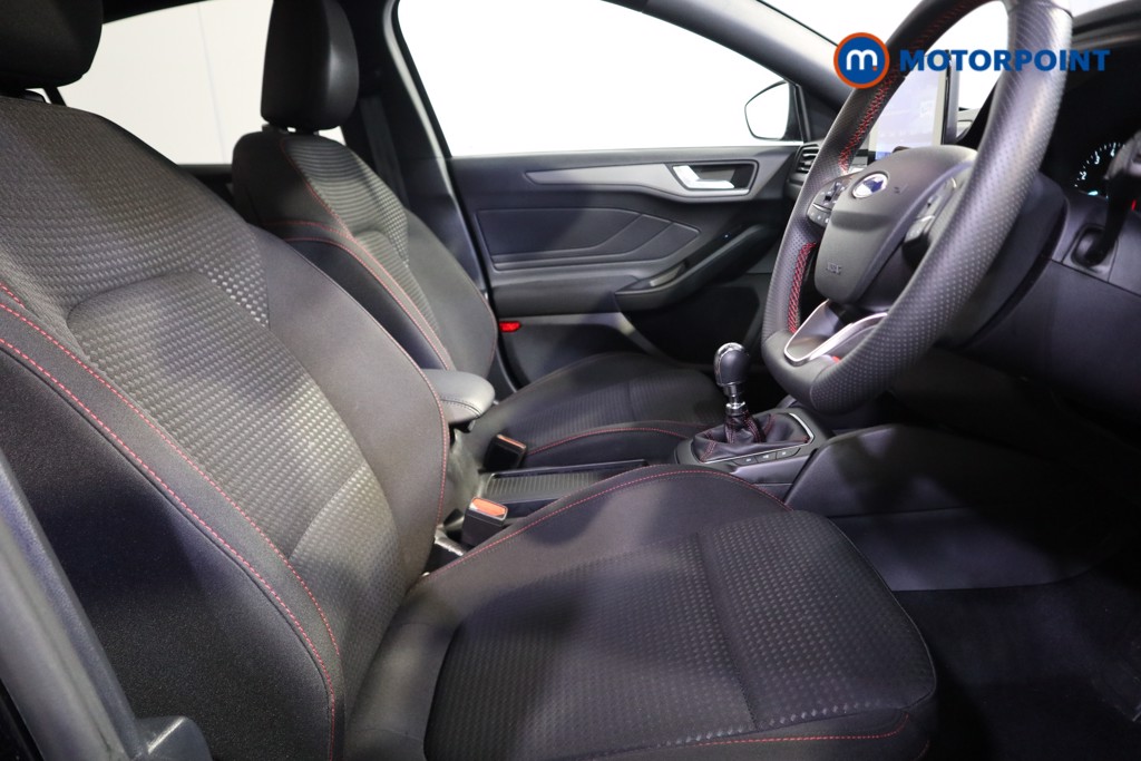 Ford Focus St-Line Style Manual Petrol Hatchback - Stock Number (1597572) - 13th supplementary image