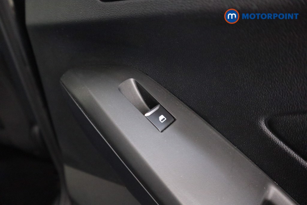 Ford Focus St-Line Style Manual Petrol Hatchback - Stock Number (1597572) - 16th supplementary image