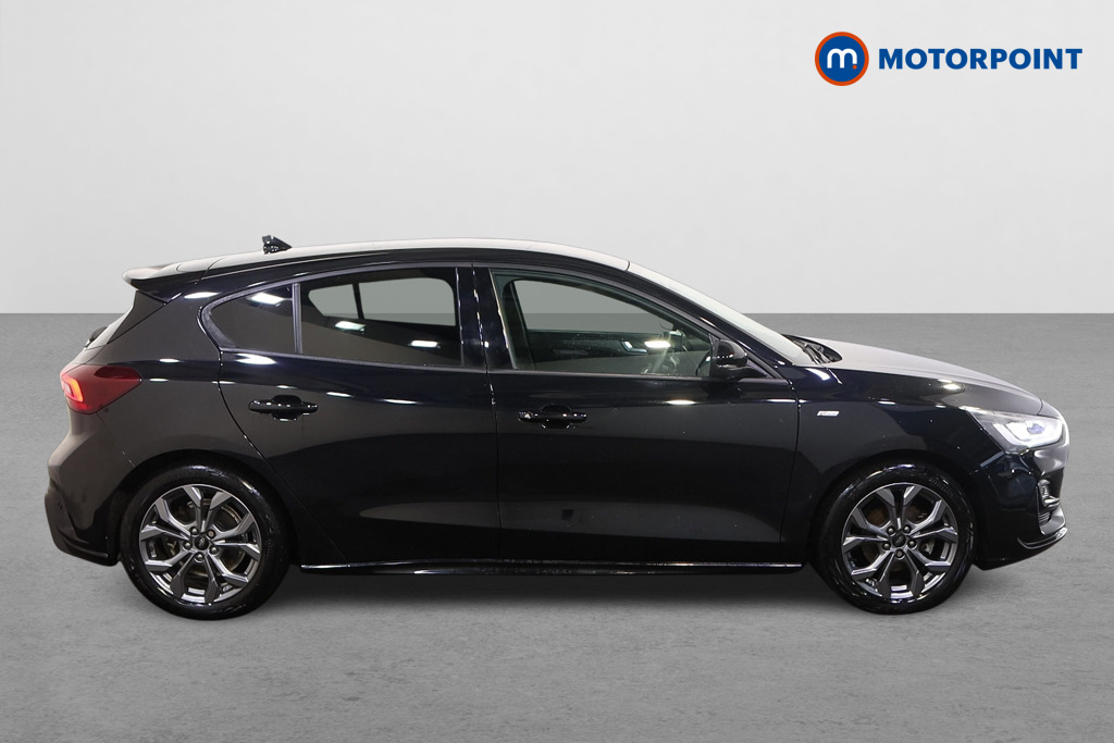 Ford Focus St-Line Style Manual Petrol Hatchback - Stock Number (1597572) - Drivers side