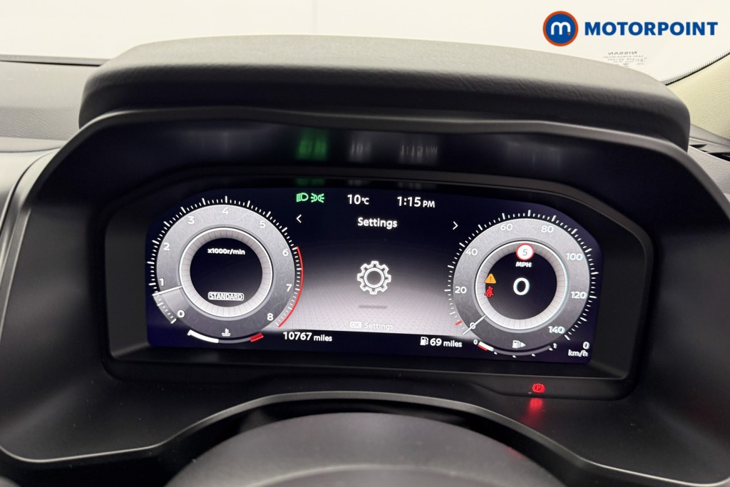 Nissan Qashqai N-Connecta Manual Petrol SUV - Stock Number (1597625) - 5th supplementary image