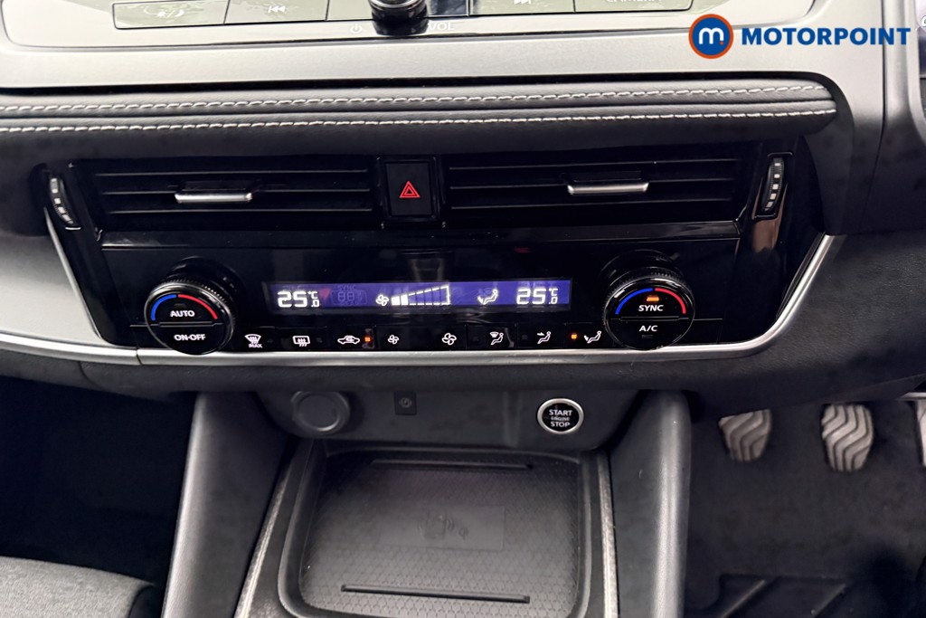 Nissan Qashqai N-Connecta Manual Petrol SUV - Stock Number (1597625) - 11th supplementary image