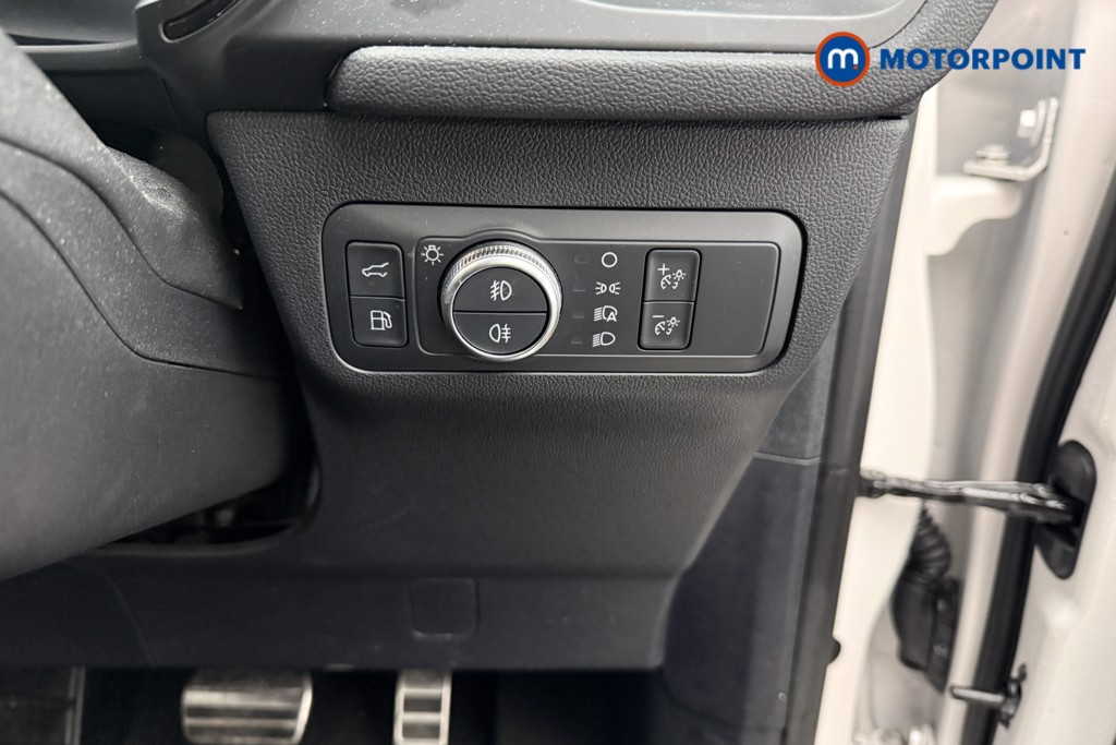 Ford Kuga St-Line X Edition Automatic Petrol Plug-In Hybrid SUV - Stock Number (1597774) - 16th supplementary image