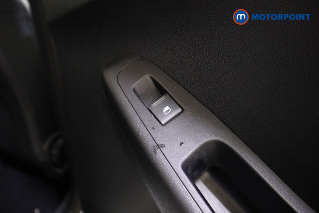 Ford Puma St-Line X Automatic Petrol SUV - Stock Number (1598209) - 17th supplementary image