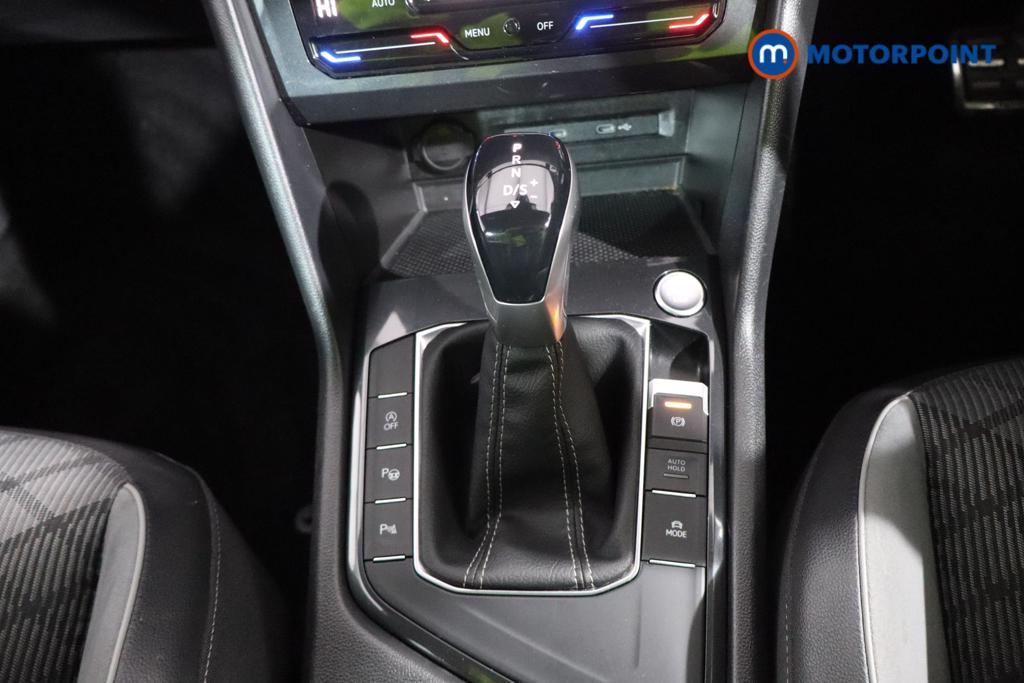 Volkswagen Tiguan R-Line Automatic Petrol SUV - Stock Number (1598268) - 3rd supplementary image